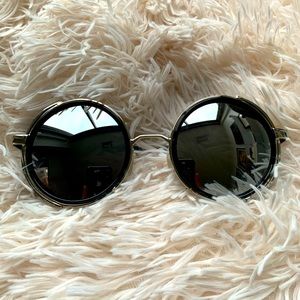 Studio Cover Metal Frame Side Shield Round Sunglasses Black